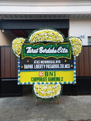 Papan Bunga Duka di Dolat Rayat