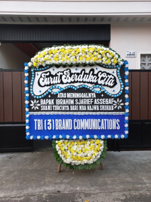 Papan Bunga Duka di Dolat Rayat